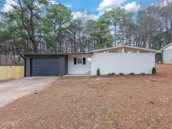 71 Knollwood Drive , Jackson, TN 38305