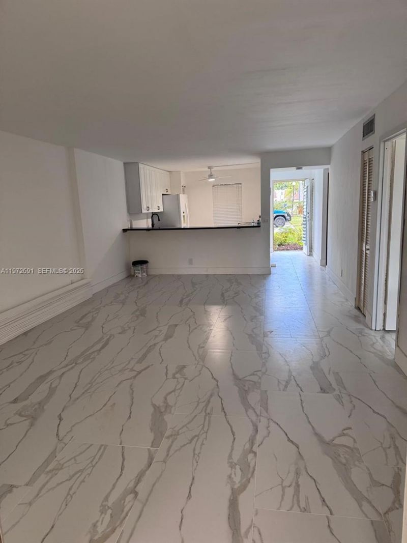 1402 NW 80th Ave , Unit 107, Margate, FL 33063 Photo