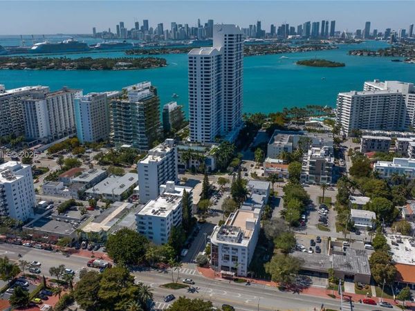 1240 14th St , Miami Beach, FL 33139