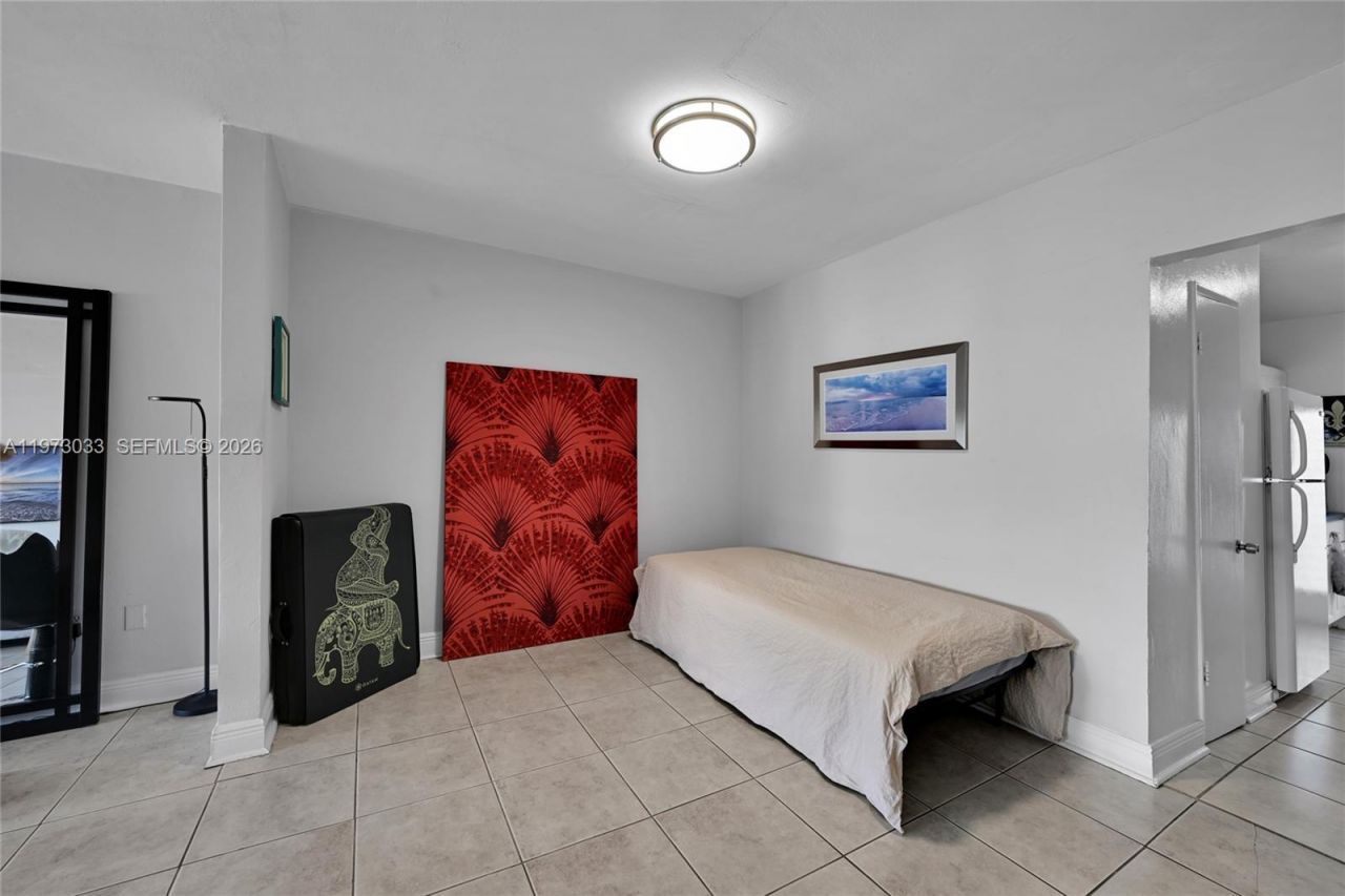 1240 14th St, Miami Beach, FL 33139 Photo