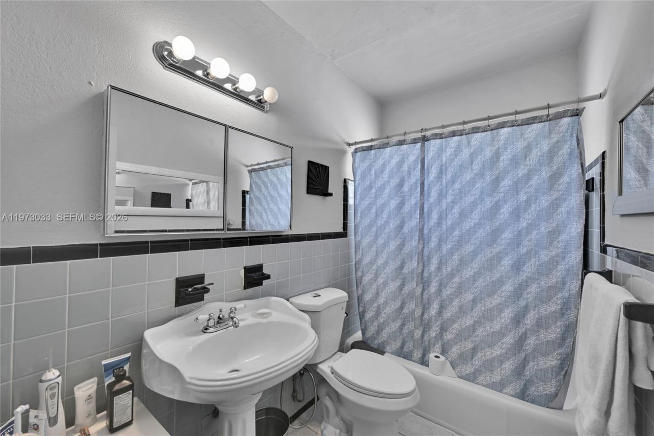 1240 14th St , Miami Beach, FL 33139 Photo