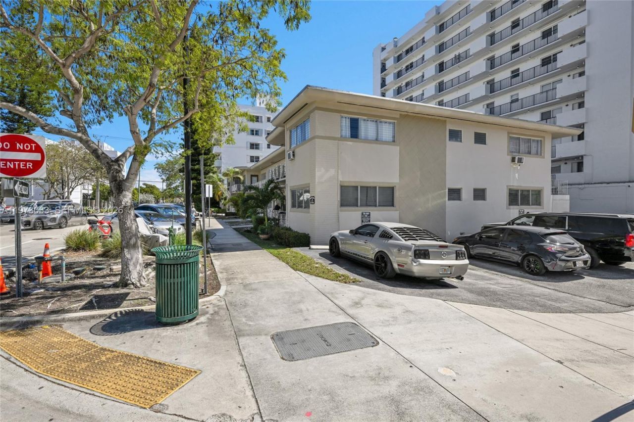 1240 14th St, Miami Beach, FL 33139 Photo