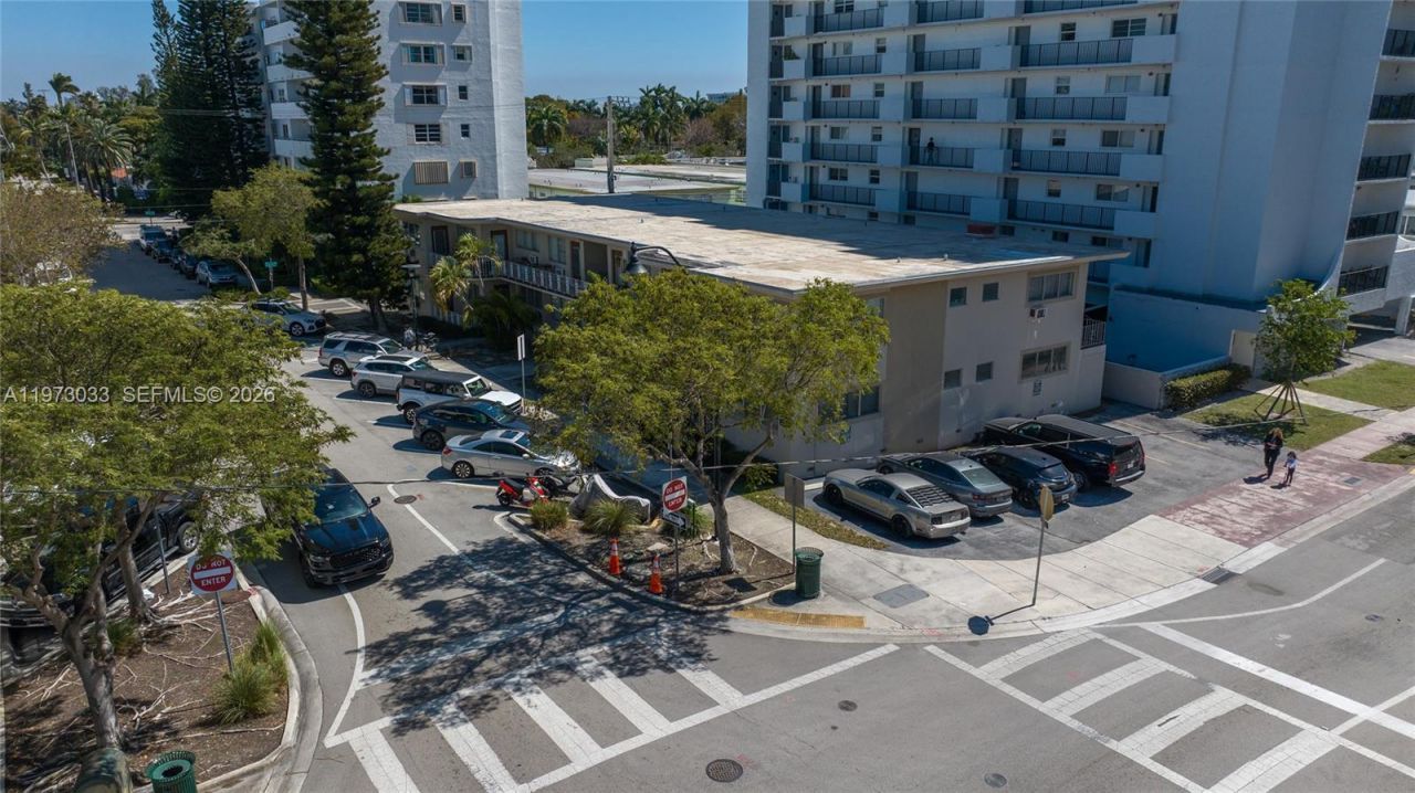 1240 14th St , Miami Beach, FL 33139 Photo