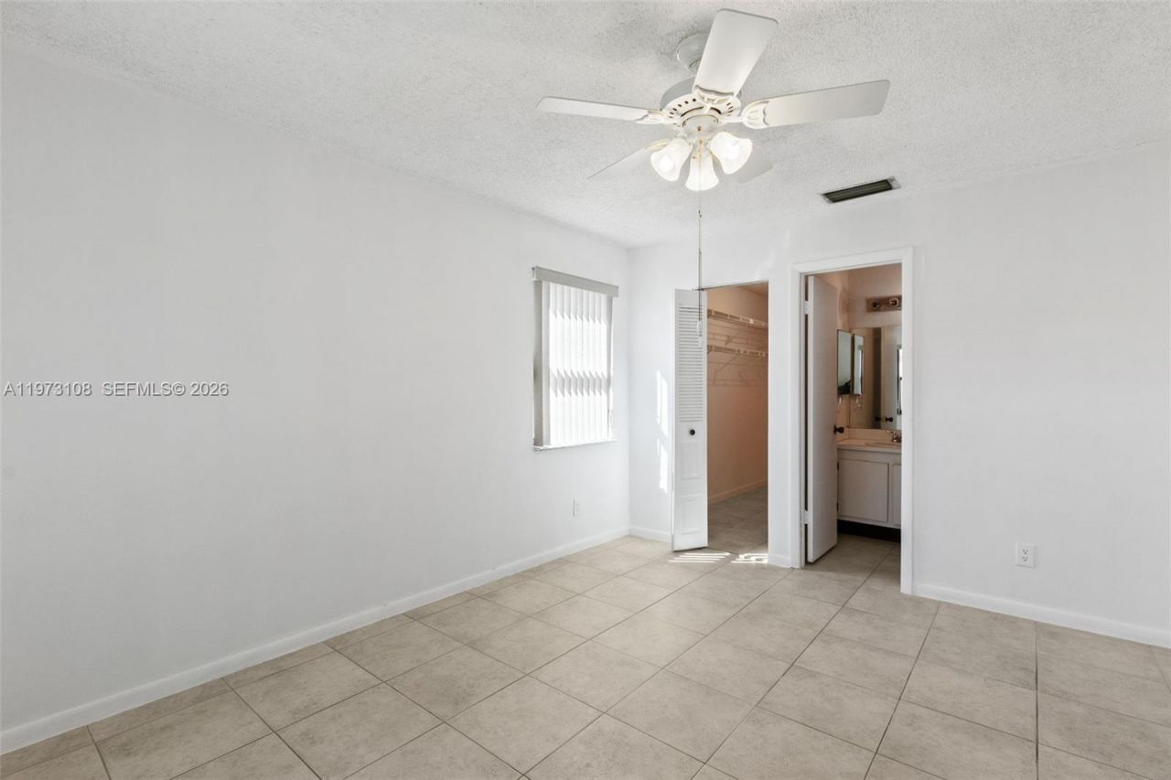 5356 Gate Lake Rd, Unit 5356, Tamarac, FL 33319 Photo
