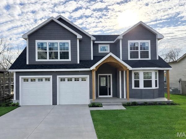 458 Crest Ave., Kirkwood, MO 63122