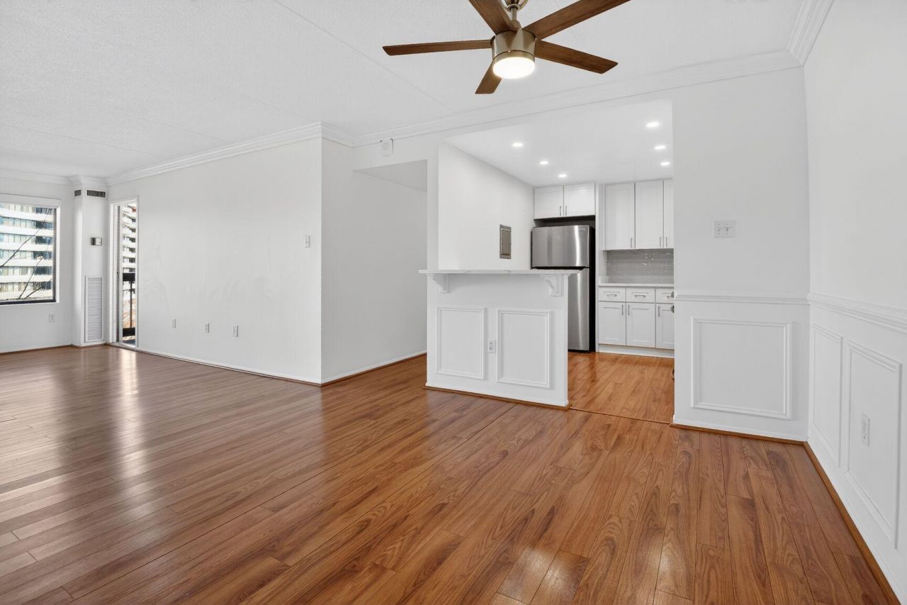 6300 Stevenson Avenue, Unit 410, Alexandria, VA 22304 Main Photo