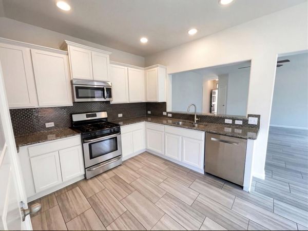 405 Longhorn Cavern RD, Leander, TX 78641