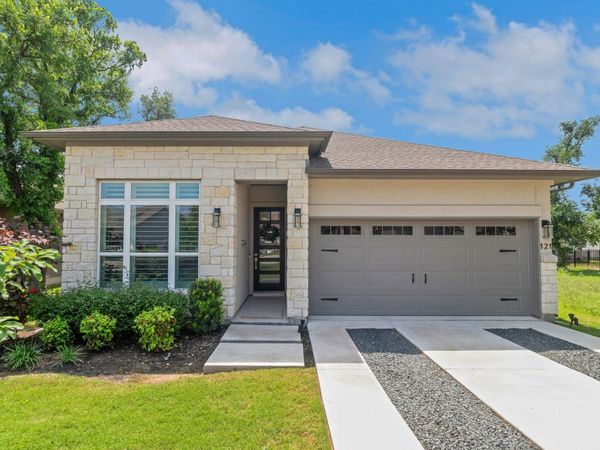 121 Monterey Oak TRL, Georgetown, TX 78628