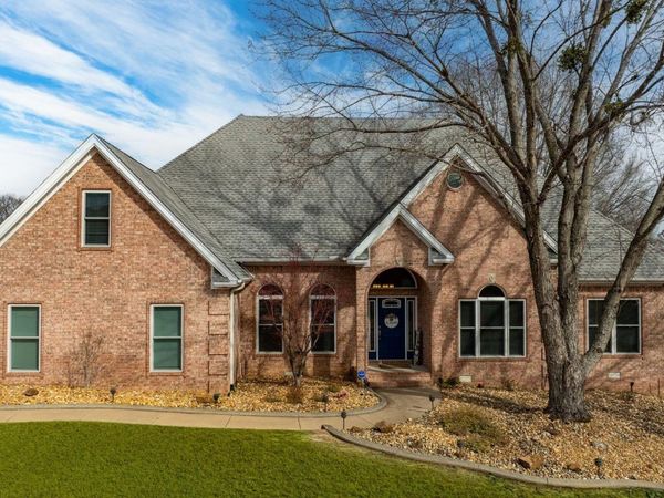 113 Mohawk Drive, Maumelle, AR 72113