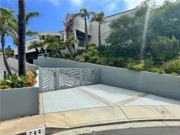 766 Pelican, Laguna Beach, CA 92651