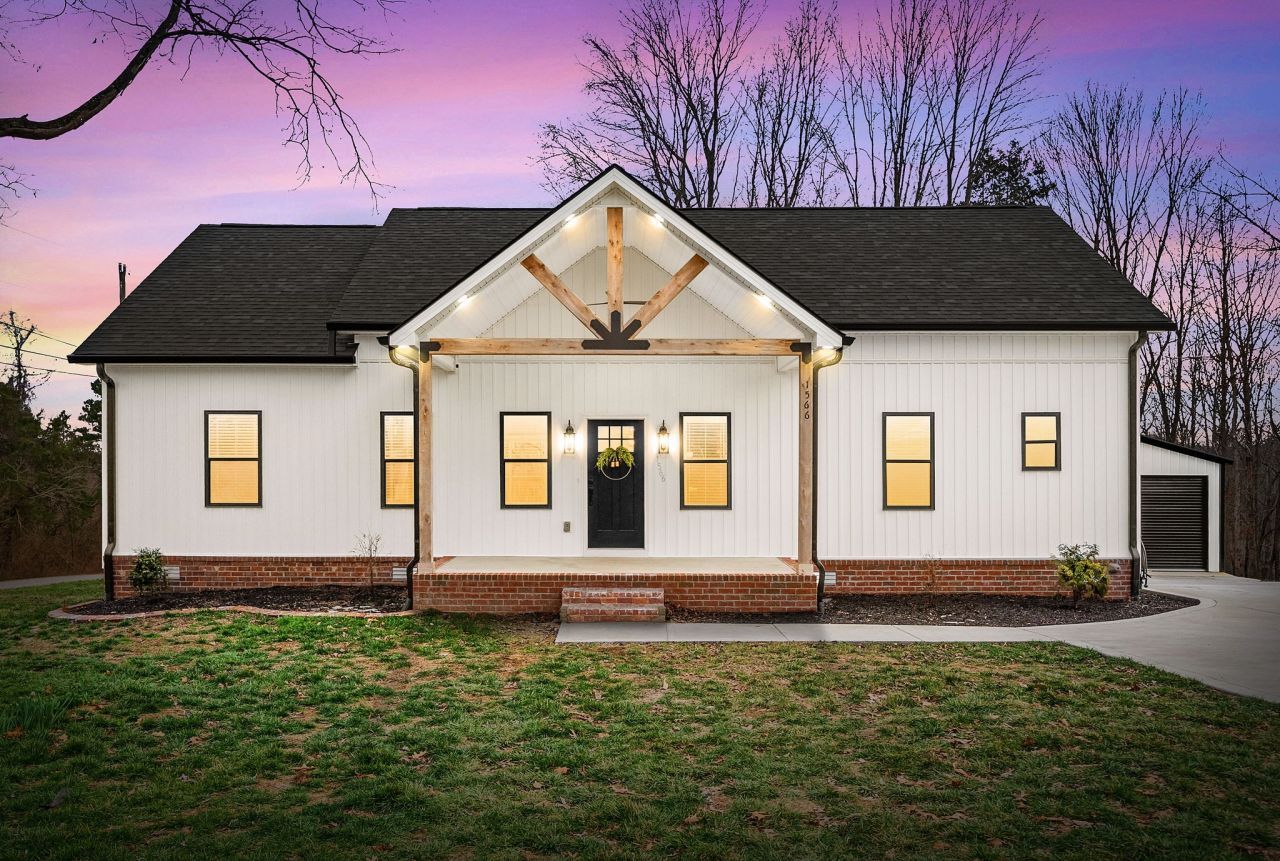 1566 Griffin Circle, Clarksville, TN 37040 Main Photo