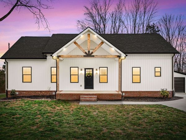 1566 Griffin Circle, Clarksville, TN 37040