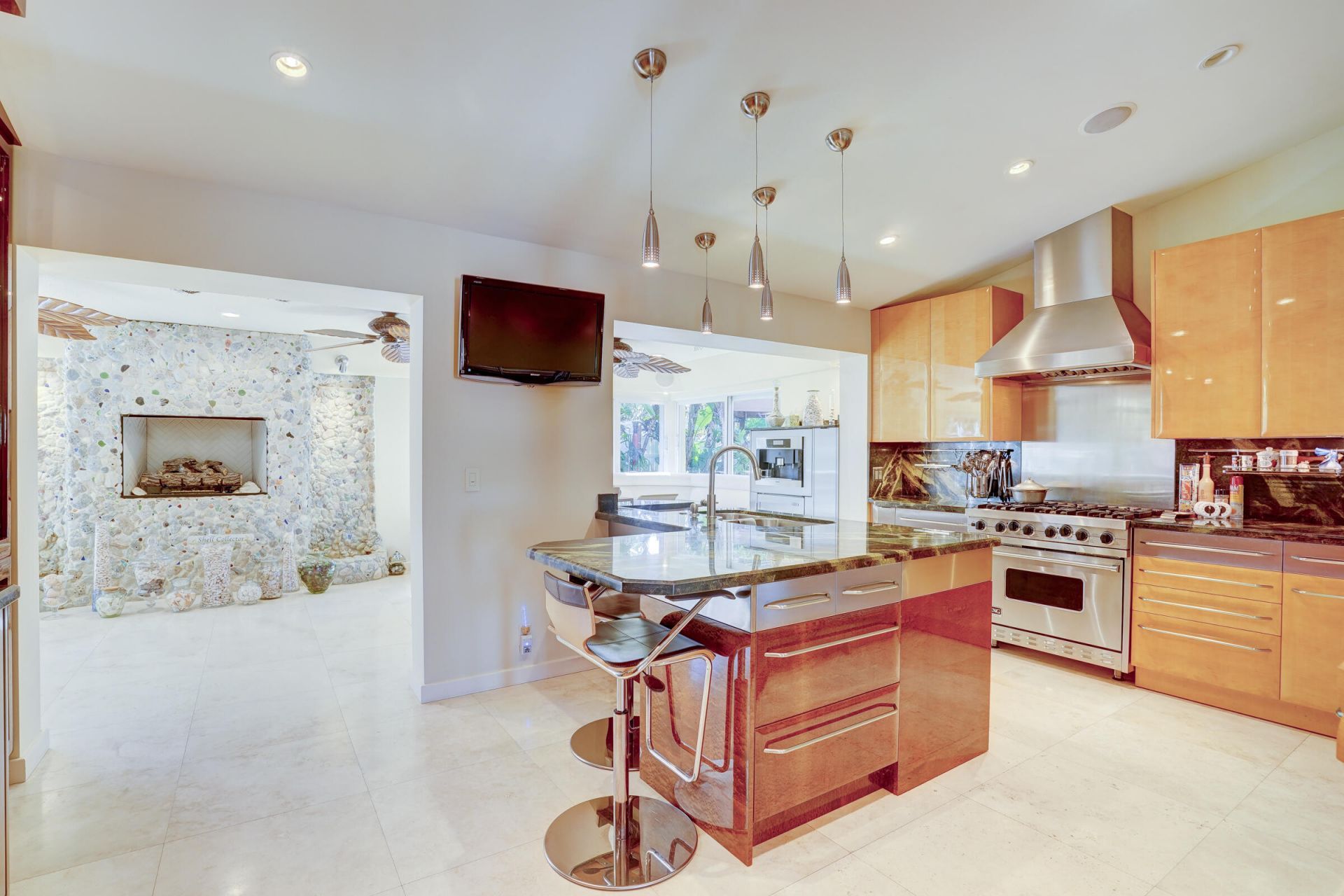 1191 Emerald Drive, Singer Island, FL 33404 Photo