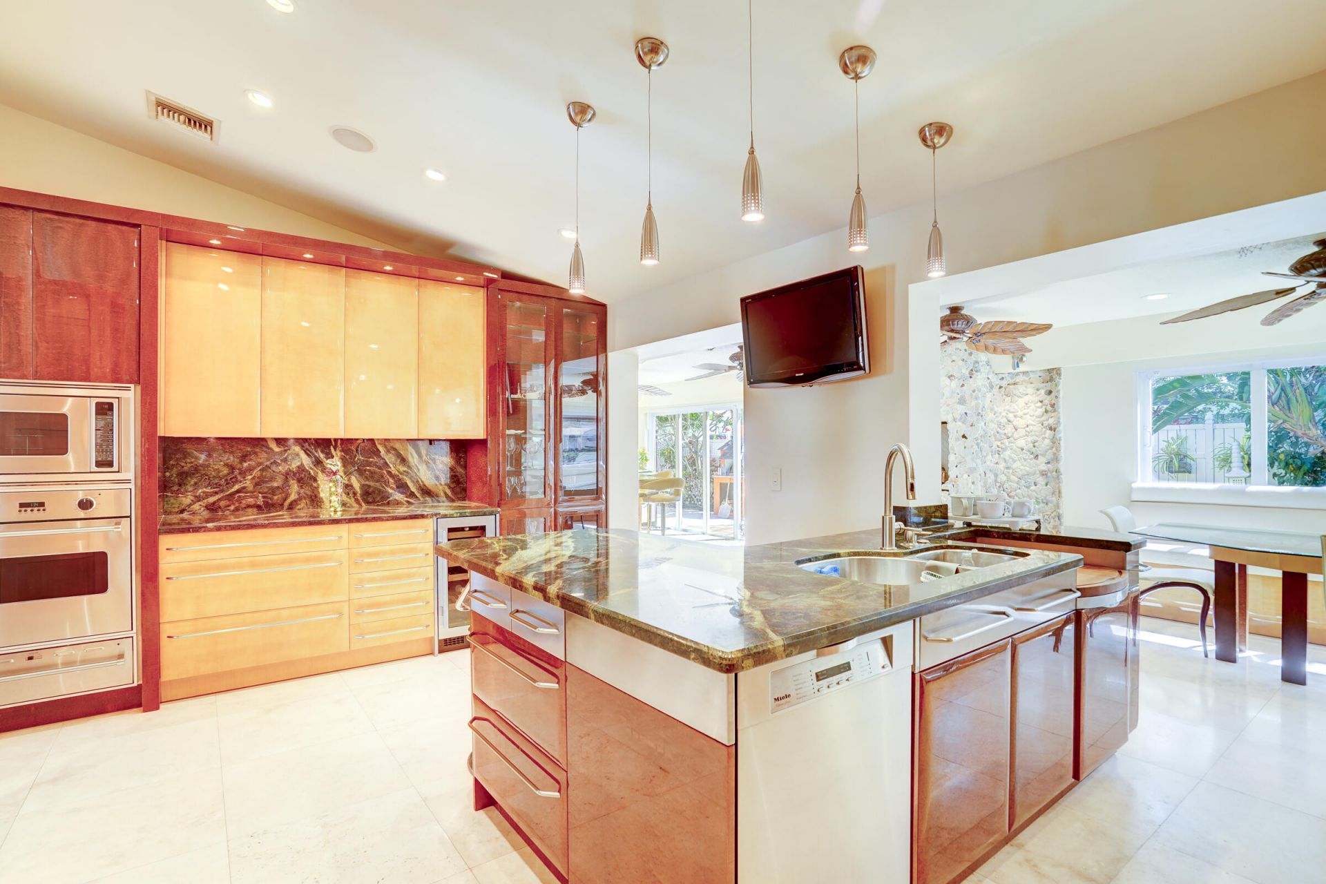 1191 Emerald Drive, Singer Island, FL 33404 Photo