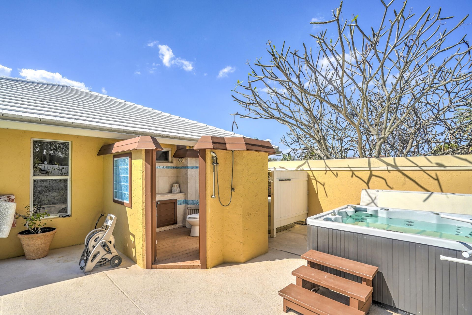 1191 Emerald Drive, Singer Island, FL 33404 Photo