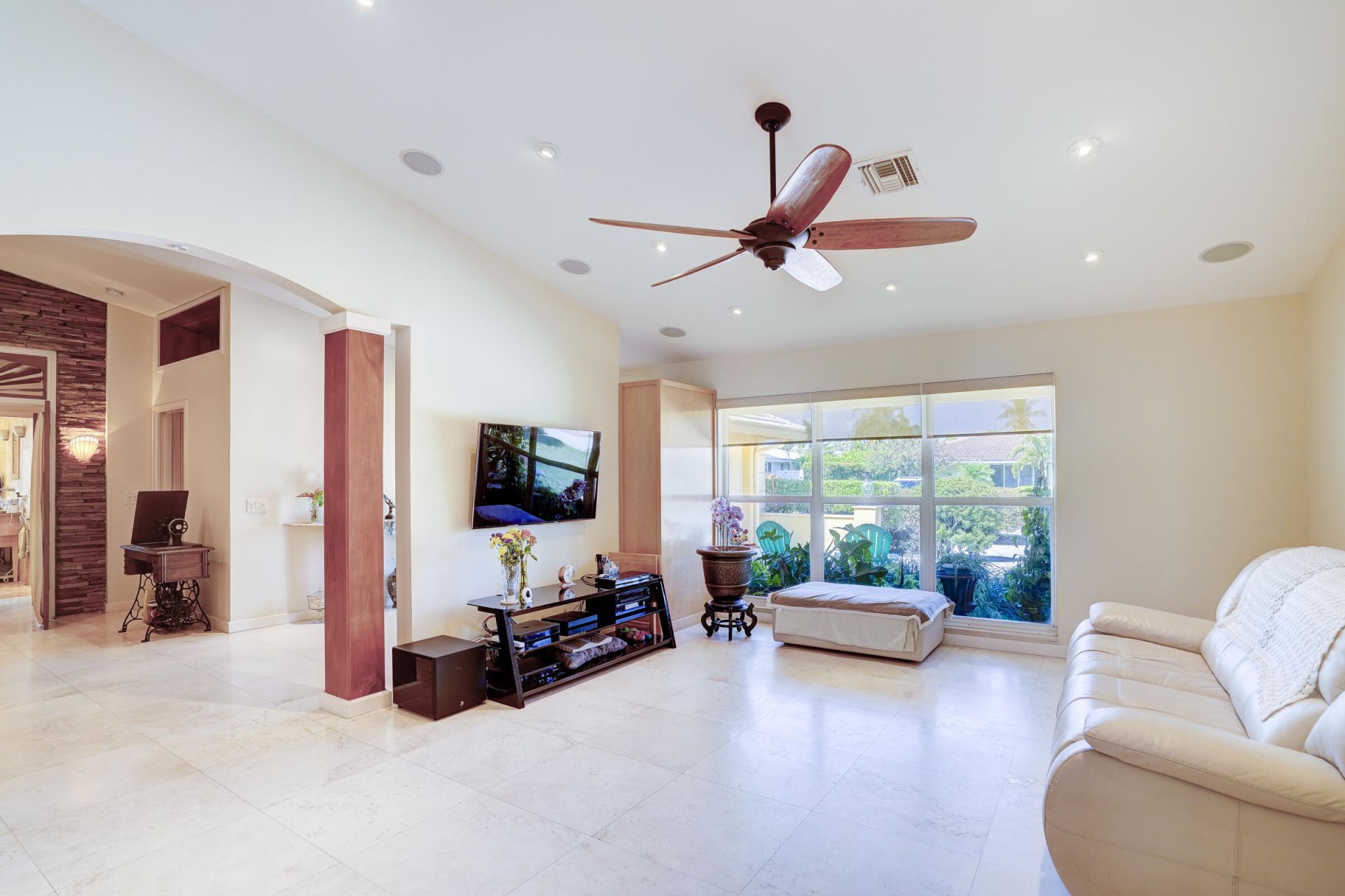 1191 Emerald Drive, Singer Island, FL 33404 Photo