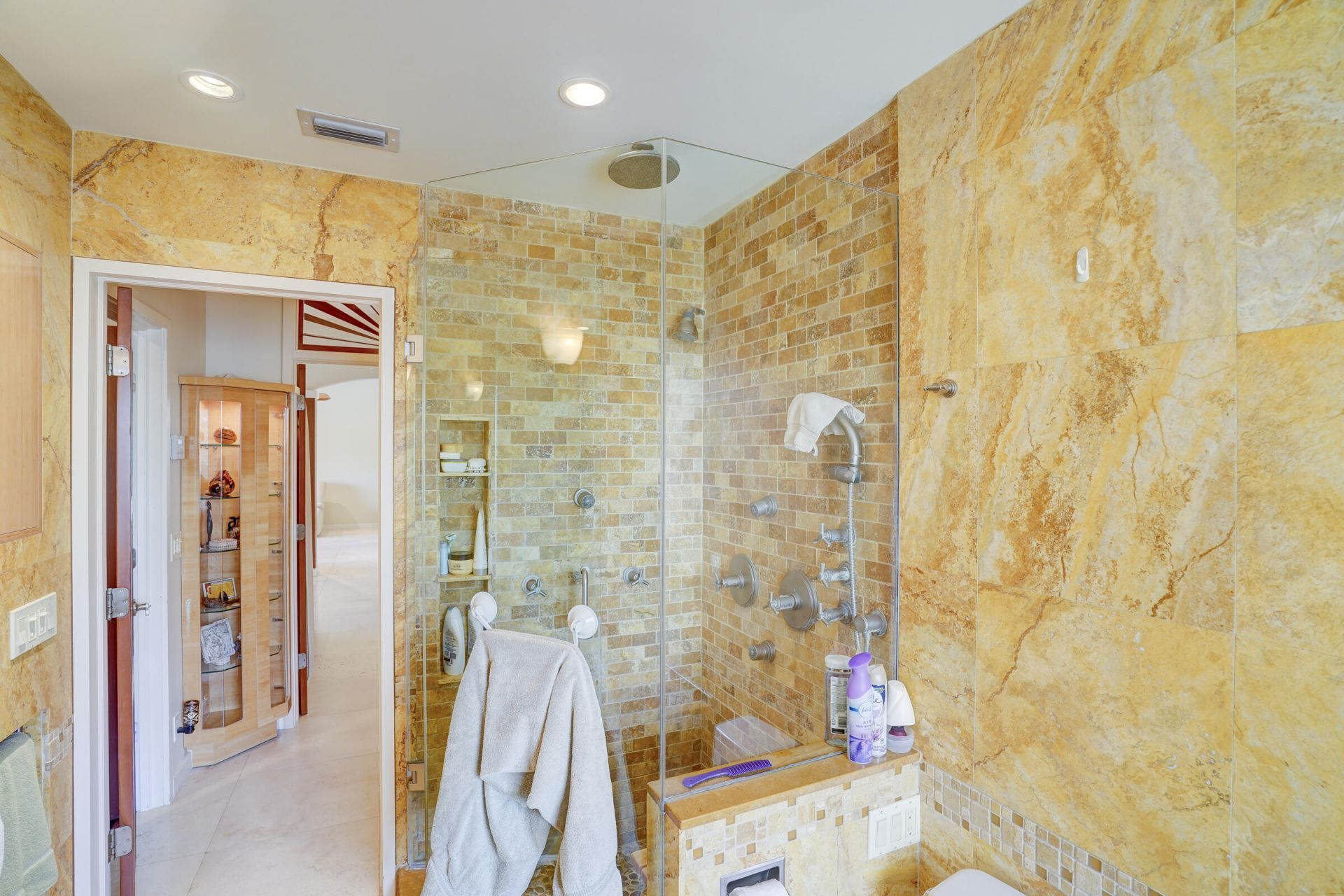 1191 Emerald Drive, Singer Island, FL 33404 Photo