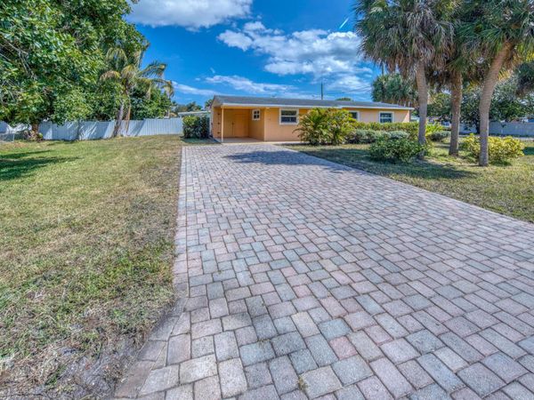 3578 Coconut Road, Palm Springs, FL 33461