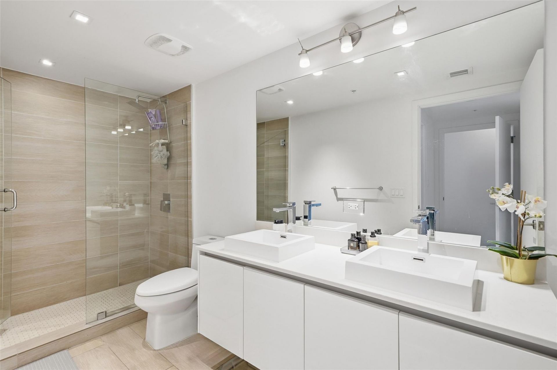 1600 SW 1st Avenue, Unit 510, Miami, FL 33129 Photo