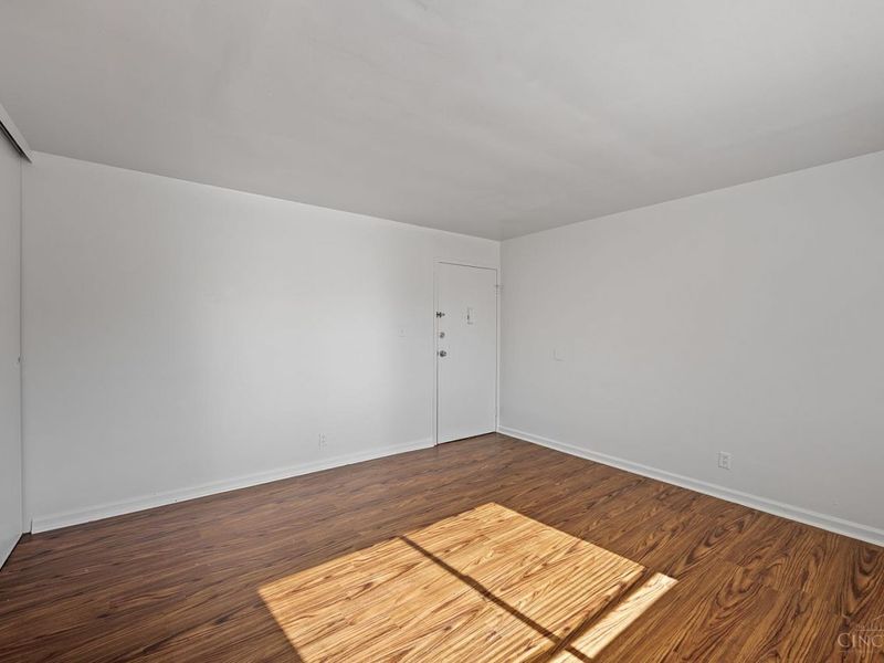 1522 Cedar Avenue, Cincinnati, OH 45224 Photo 3