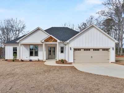 220 Breakwater Drive , Prosperity, SC 29127