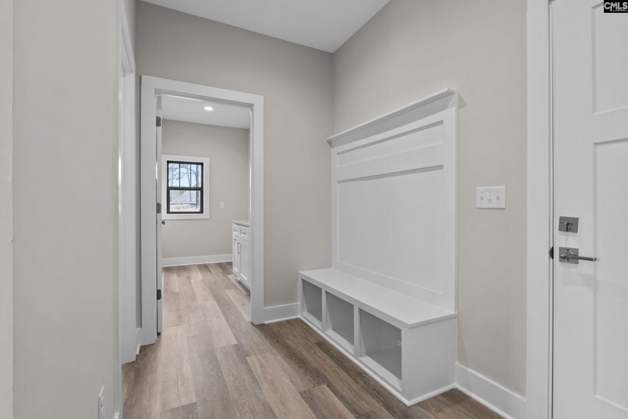 220 Breakwater Drive  Photo 28