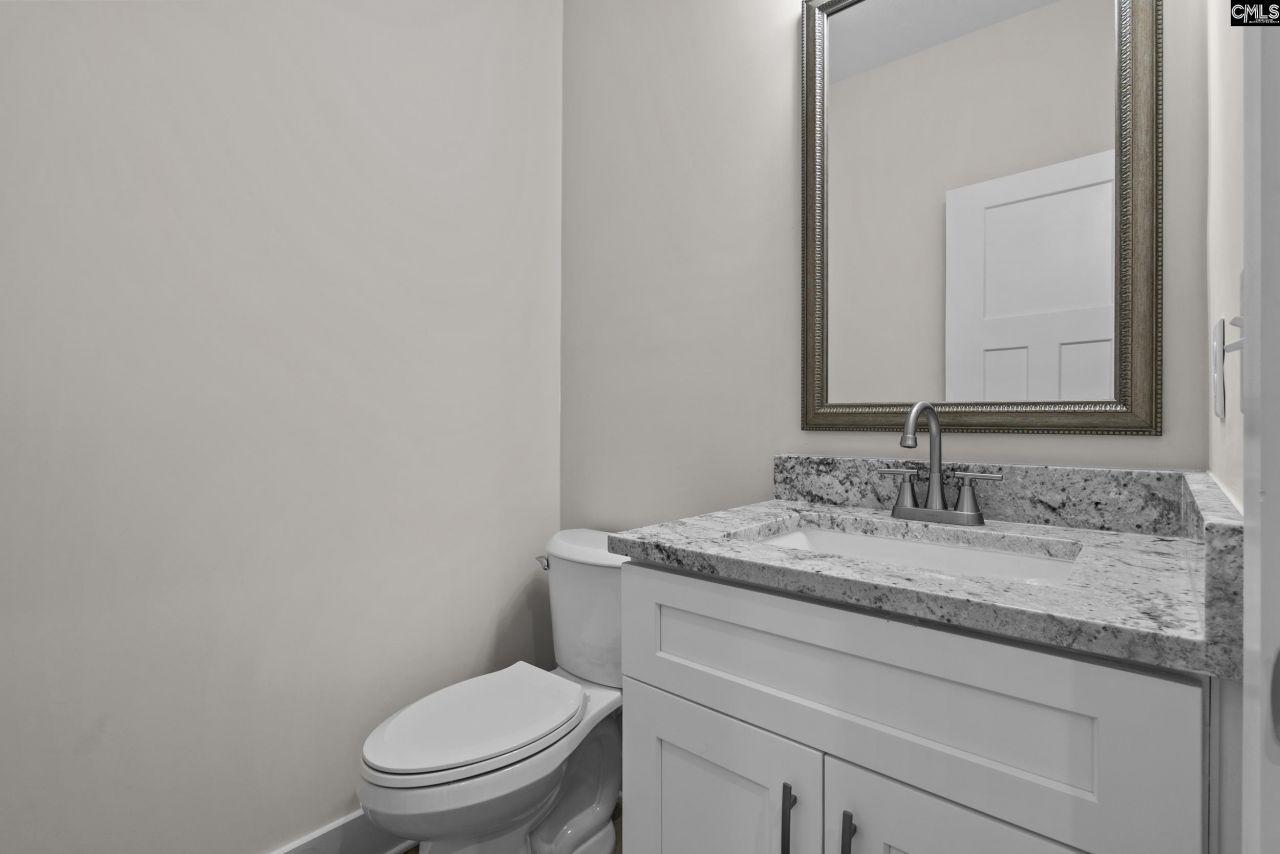 220 Breakwater Drive  Photo 31