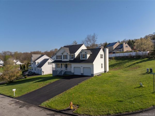 2 Shadowbrook Lane, Newburgh, NY 12550