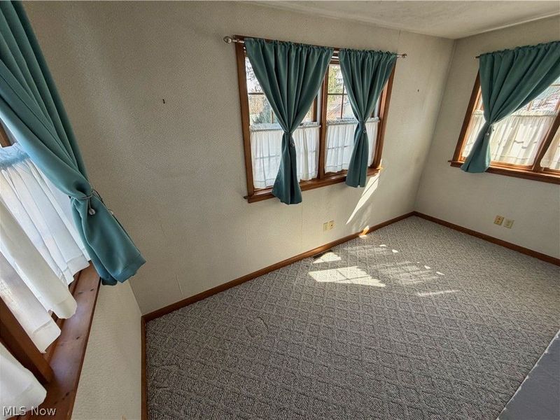 403 Burrows Avenue, East Liverpool, OH 43920 Photo 15