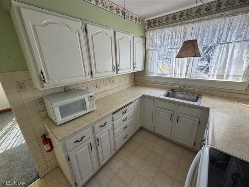 403 Burrows Avenue, East Liverpool, OH 43920 Photo 22