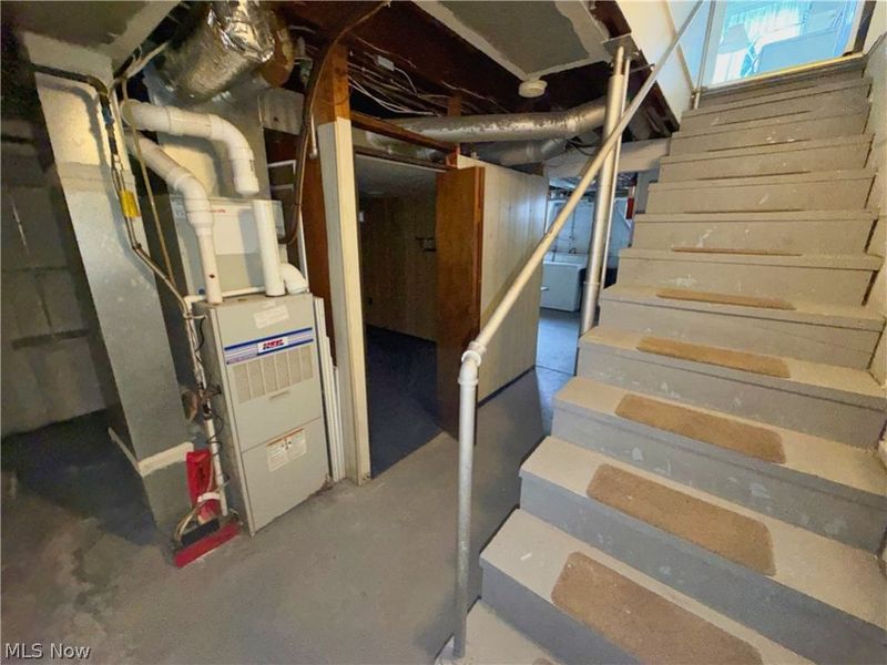 403 Burrows Avenue, East Liverpool, OH 43920 Photo 32