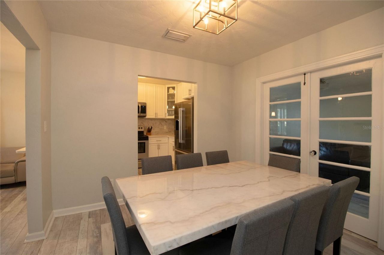 1547 35th Avenue N, Saint Petersburg, FL 33704 Photo