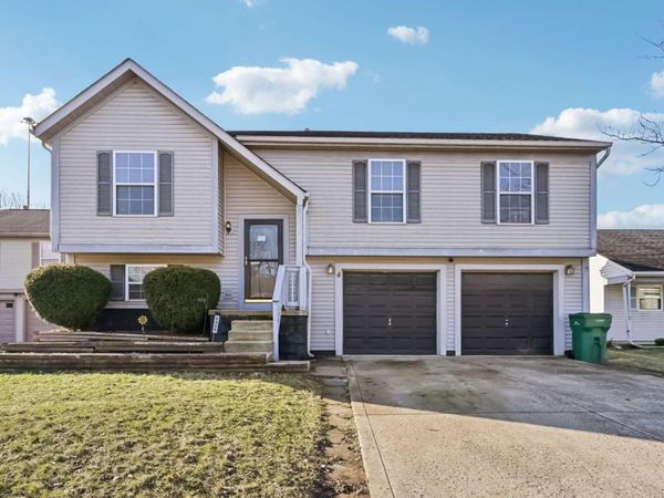 2535 Bridlewood Court , Obetz, OH 43207