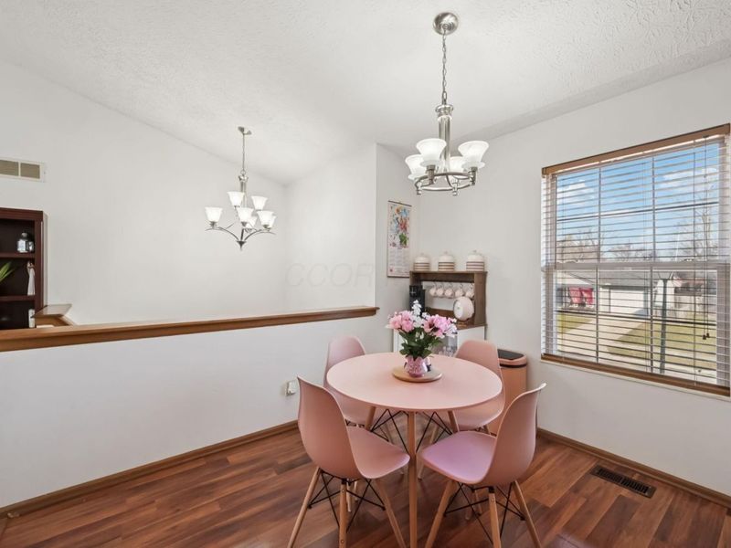 2535 Bridlewood Court , Obetz, OH 43207 Photo 11