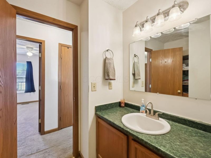 2535 Bridlewood Court , Obetz, OH 43207 Photo 18