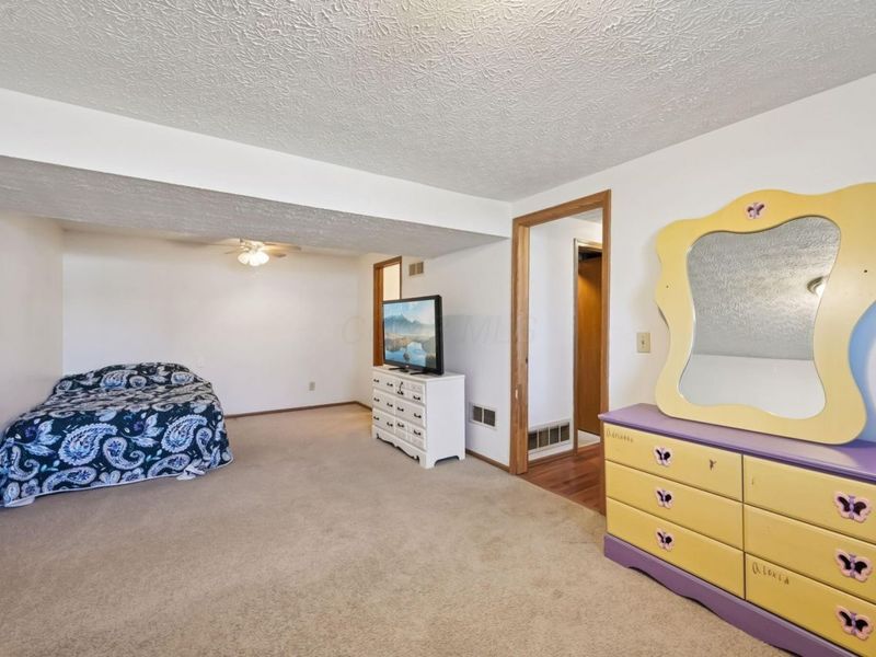 2535 Bridlewood Court , Obetz, OH 43207 Photo 26