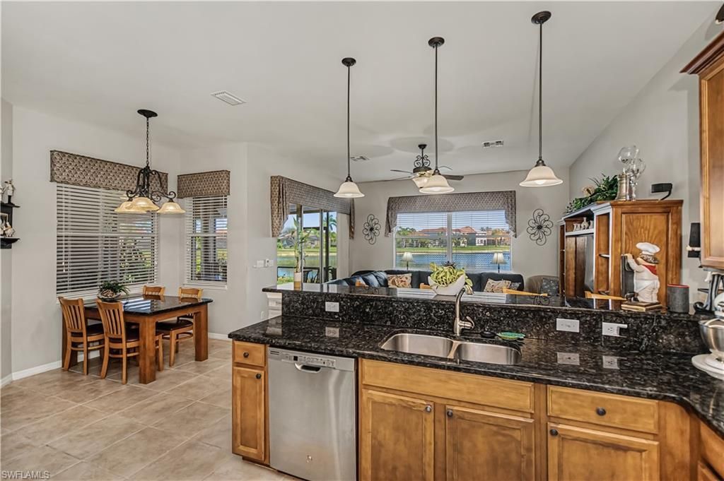 3627 Sugarelli Ave, Cape Coral, FL 33909 Photo