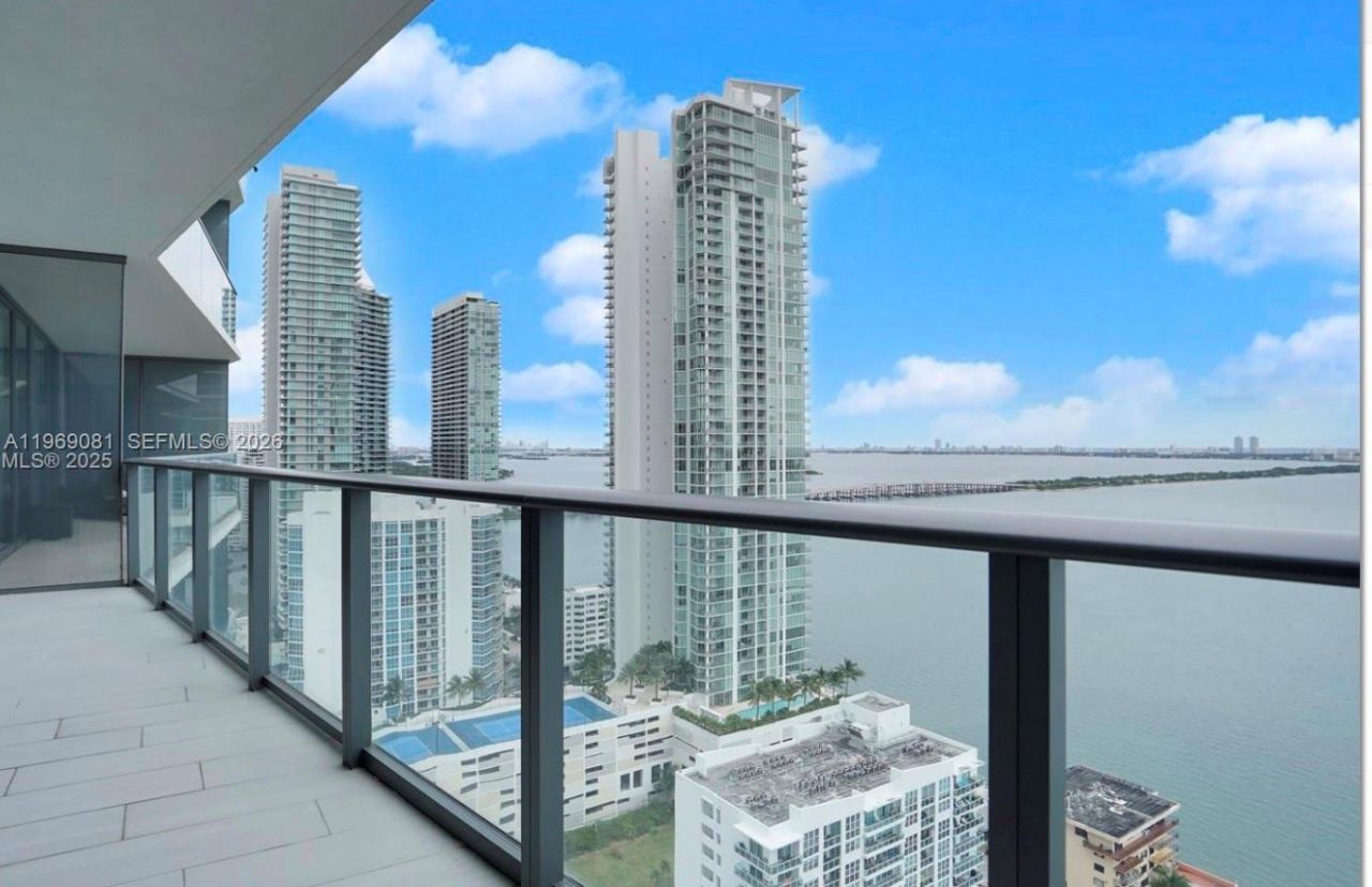 460 NE 28th St, Unit 2102, Miami, FL 33137 Photo