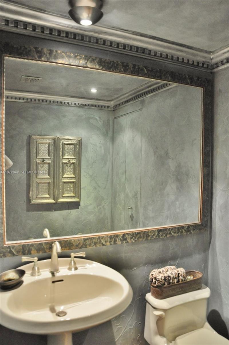 1 Century Ln, Unit 310, Miami Beach, FL 33139 Photo