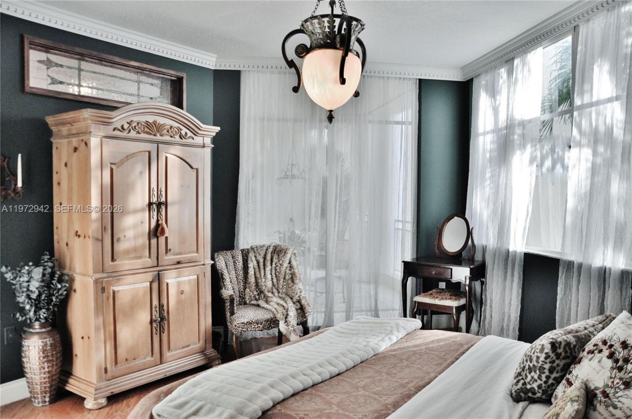 1 Century Ln, Unit 310, Miami Beach, FL 33139 Photo