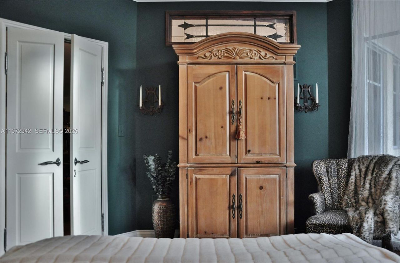 1 Century Ln, Unit 310, Miami Beach, FL 33139 Photo