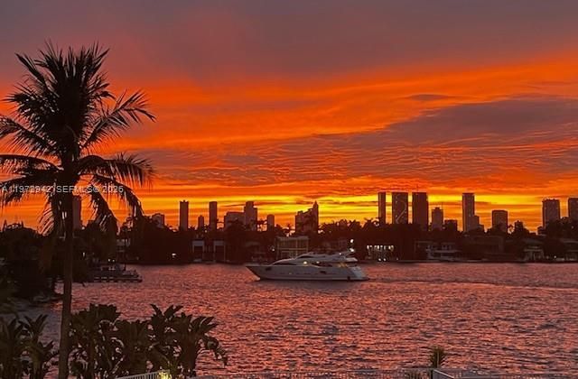 1 Century Ln, Unit 310, Miami Beach, FL 33139 Photo