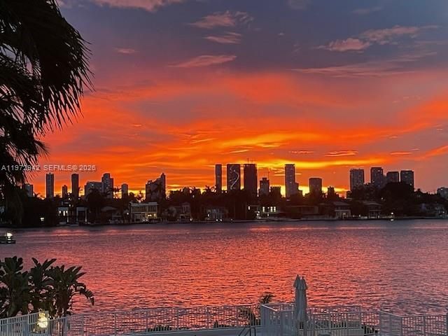 1 Century Ln, Unit 310, Miami Beach, FL 33139 Photo