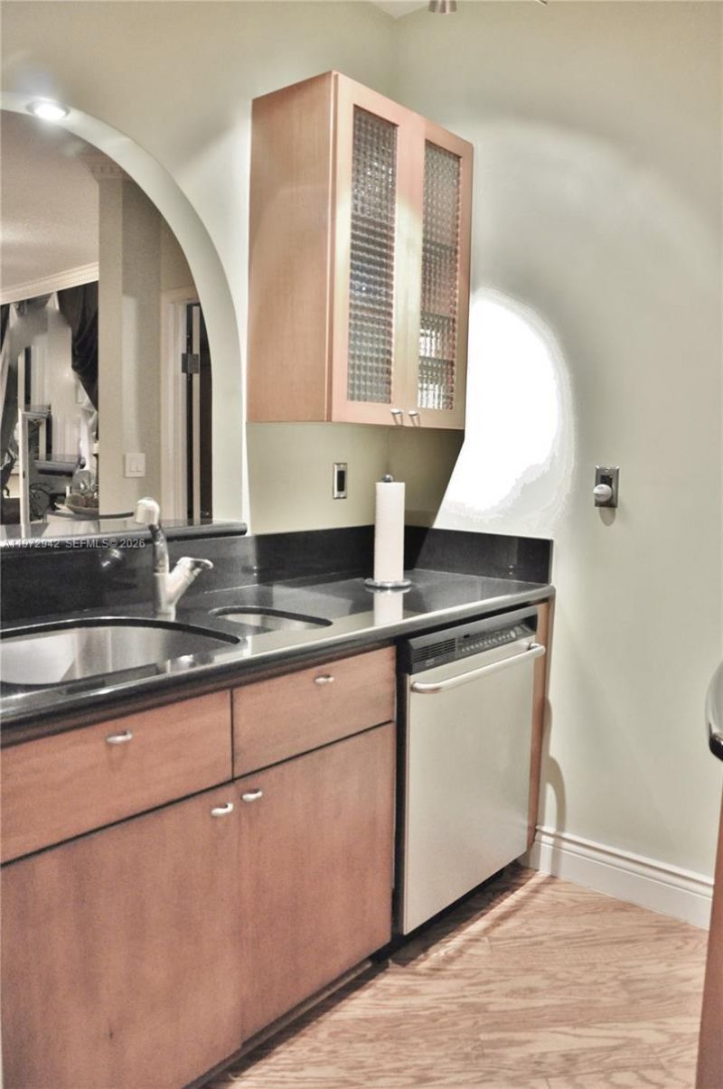 1 Century Ln, Unit 310, Miami Beach, FL 33139 Photo