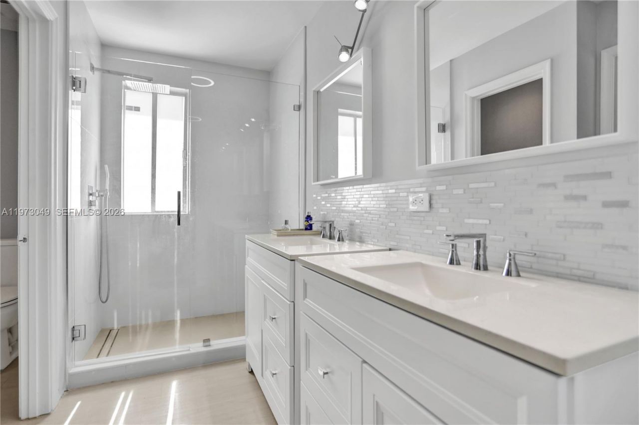 1462 Sabal Trl , Weston, FL 33327 Photo