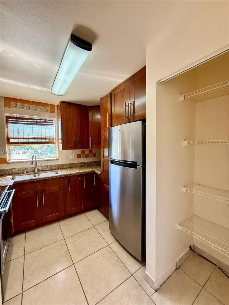 1236 Alton Rd, Unit 401, Miami Beach, FL 33139 Photo