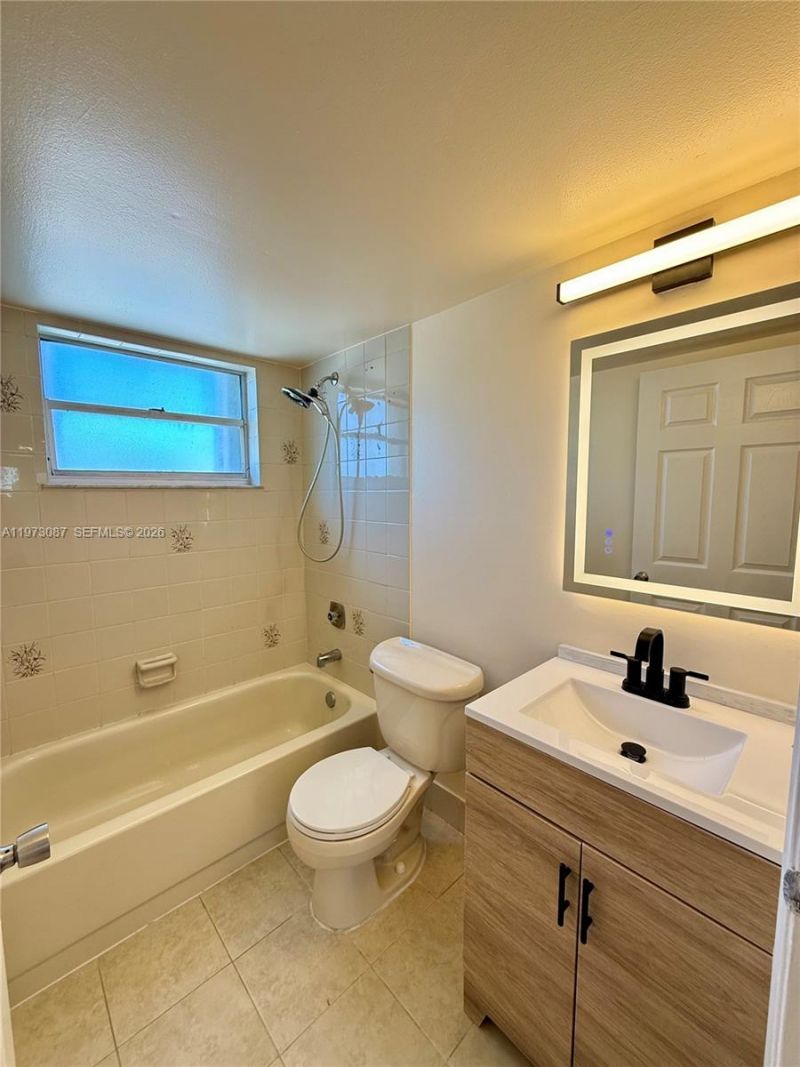 1236 Alton Rd, Unit 401, Miami Beach, FL 33139 Photo