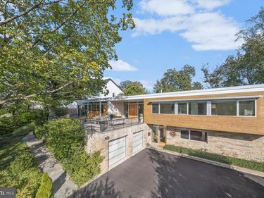 2533 N RIDGEVIEW ROAD, ARLINGTON, VA 22207