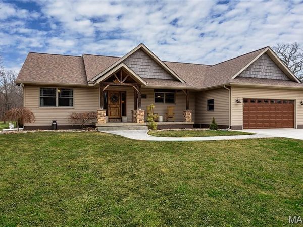 14982 Freemont Road, Carlinville, IL 62626