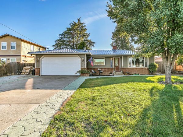 857 Morrison Avenue, Medford, OR 97504